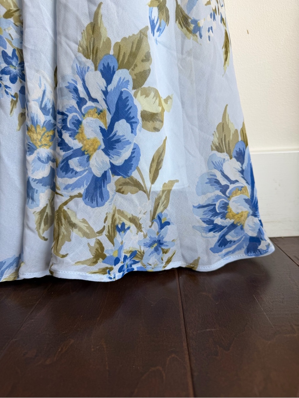 NWOT Lulu's Light Blue Floral Maxi Gown Dress Oh-So Romantic - Picture 3 of 10